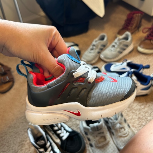 Toddler Nike Presto - Picture 4 of 4